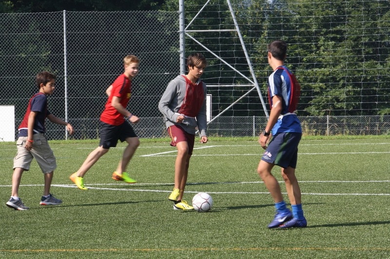 Village Camps International Summer Camp Leysin, Switzerland 2025-08-09 https://www.villagecamps.com/journals_admin/images/687-23-pitch (33).jpg
